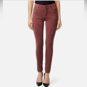 NWT. Size 28. J Brand Mid-Rise Super Skinny Luxe Sateen Pants - Imperial (mauve)